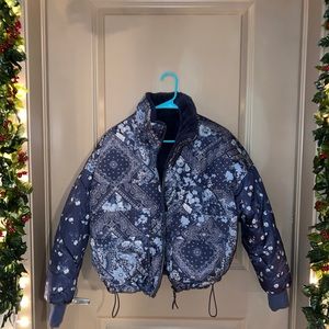 American Eagle reversible puffer!